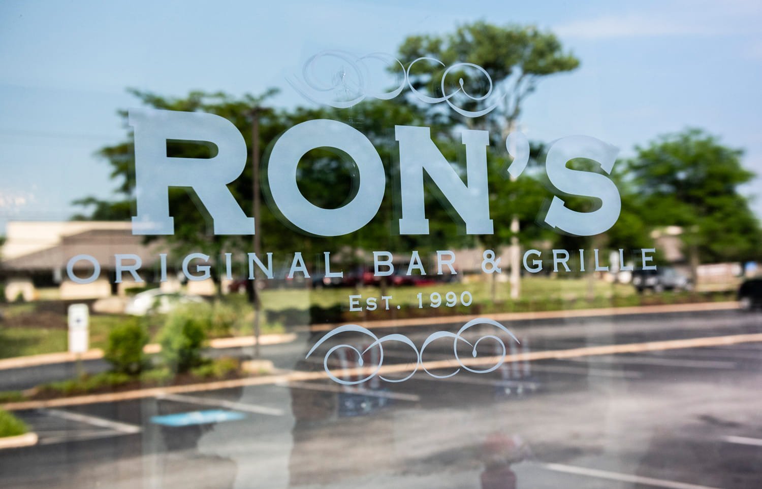 About Ron's Original Bar & Grille